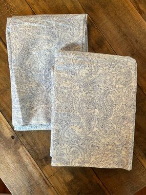 NWOT Ralph Lauren Blue Paisley Pillowcases (set of 2) 100% cotton